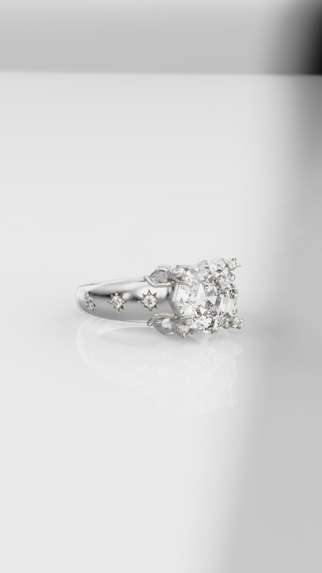 Wide Star Cat Diamond Ring - Round Brilliant