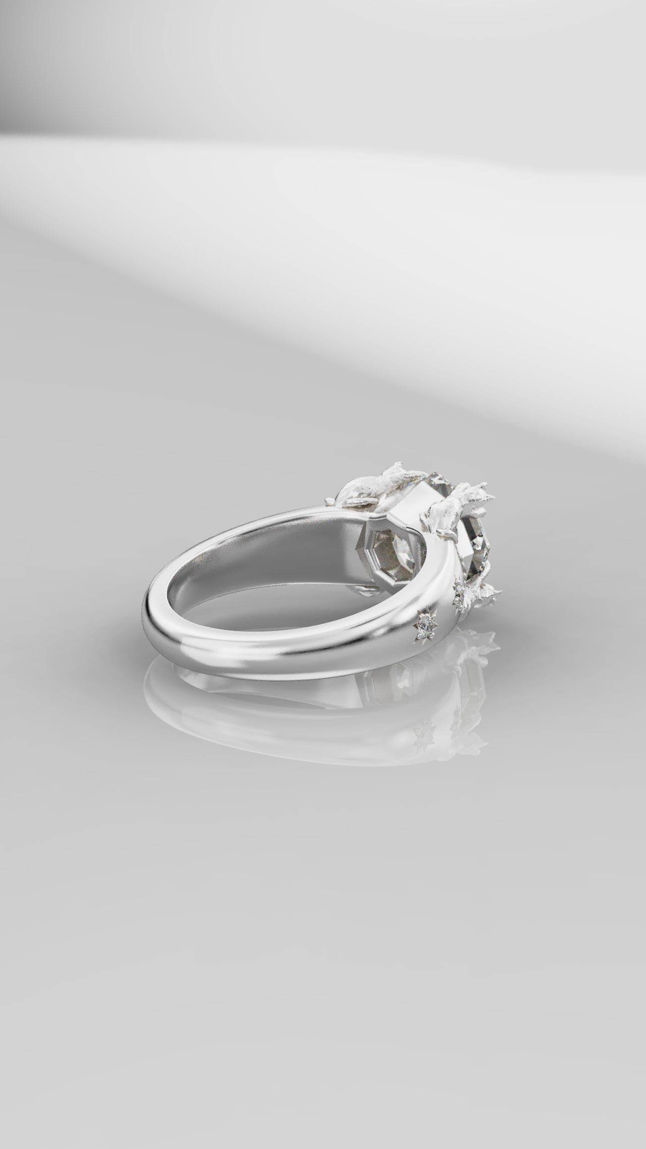 Wide Star Cat Diamond Ring - Round Brilliant